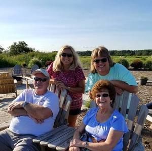 Meet your Posher, Melissa